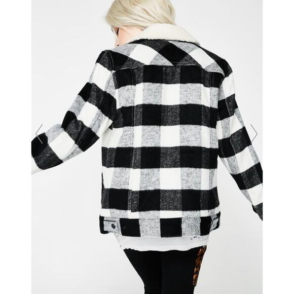 NWT Levi's Black and White Plaid Sherpa Trucker Jacket - Small - Picture 3 of 12